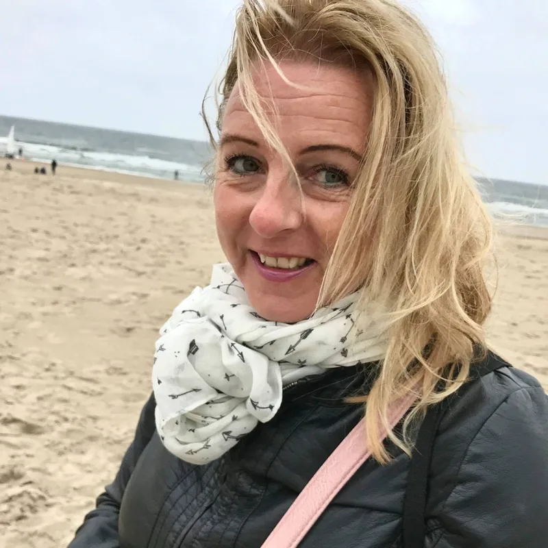 Portret van Johannette Pijper, allround schoonheidsspecialiste en pedicure bij See Your True Colours